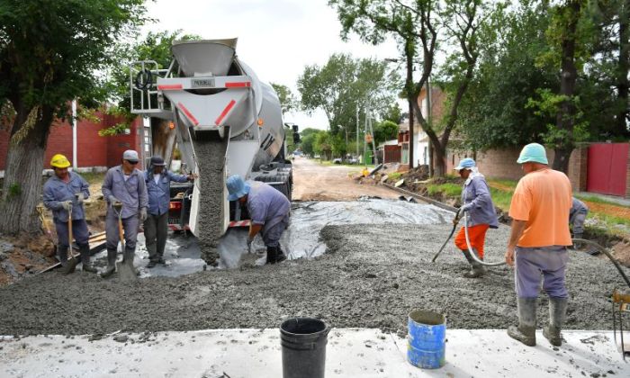 Florencio Varela - Avances en la canalización de ramales hídricos pertenecientes al arroyo Jiménez